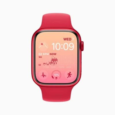 Apple Watch Series 8 shows the Modular watch face with pink and red background color editing.
