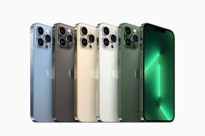 The iPhone 13 Pro in sierra blue, graphite, gold, silver, and the all-new alpine green.