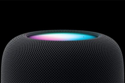 Two HomePod (2nd generation) devices are shown on a black background.