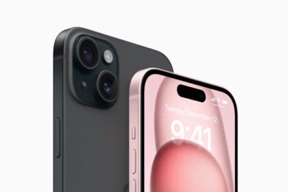 iPhone 15 Plus in black is shown from the back next to iPhone 15 in pink, which is shown from the front.