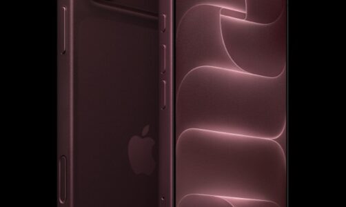 The front of a burgundy iPhone 18 Pro is displayed next to a rear-facing burgundy iPhone 18 Pro Max.