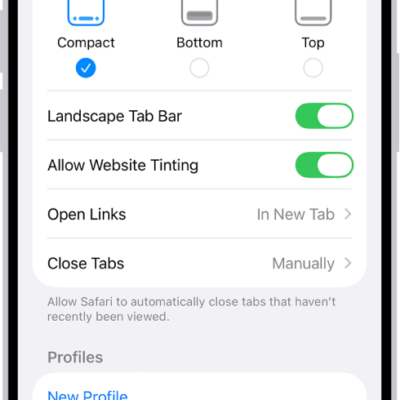 A screen showing three Safari layout options: Compact, Bottom, and Top.