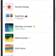 The Library tab showing the list of playlists. At the top are buttons to create a new playlist or create a new folder.