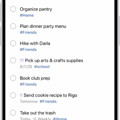 A new task is being added in the Reminders list.